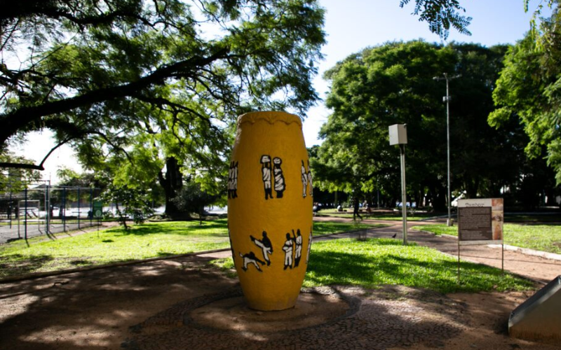 Exposição "Territórios Negros" revela memórias apagadas de Porto Alegre na Casa dos Bancários