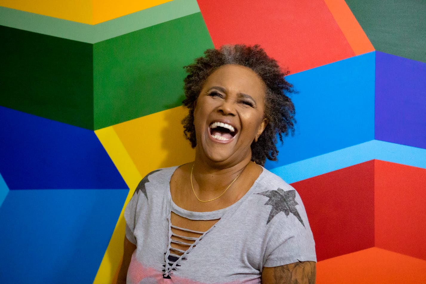 Com Sandra Sá no palco, Realengo celebra potência da música negra