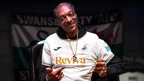 Snoop Dogg investe em clube europeu e ocupa espaço ainda pouco acessado por pessoas negras
