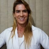 Ex-atleta de vôlei é condenada por racismo