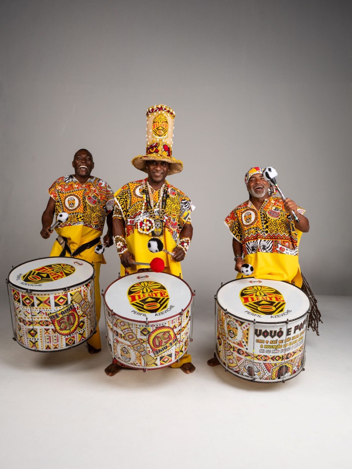 Ilê Aiyê leva a força do samba-afro e o orgulho negro para os palcos dos EUA