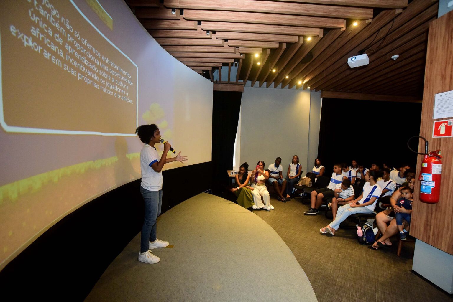 Bootcamp transforma vivências de jovens negros e indígenas em games autorais