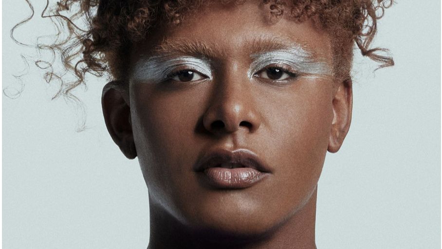 Liniker faz história com seis indicações ao Grammy Latino 2025