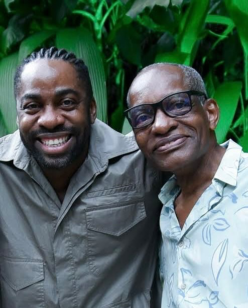 Entre conselhos e abraços, Lázaro Ramos celebrou o homem que o ensinou a amar