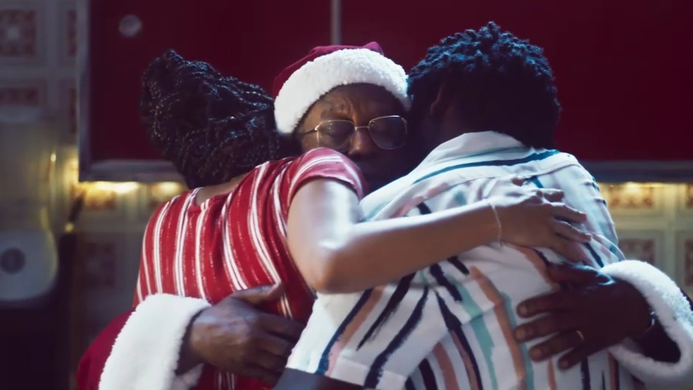 A Raça deseja um Feliz Natal!