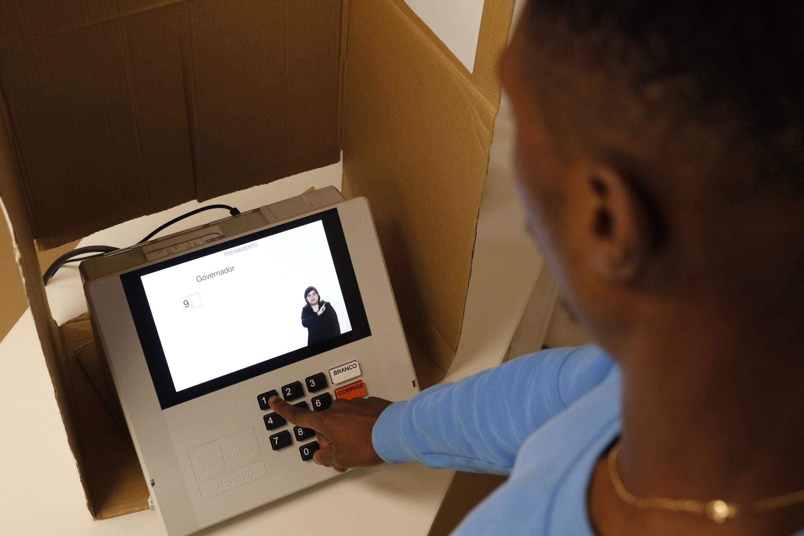 Ano eleitoral e a questão racial como fica?